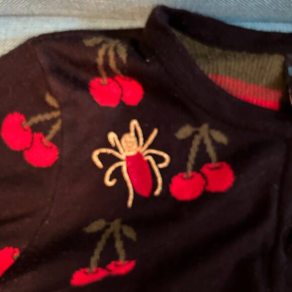 HotTopic Riverdale cardigain - Picture 3 of 3